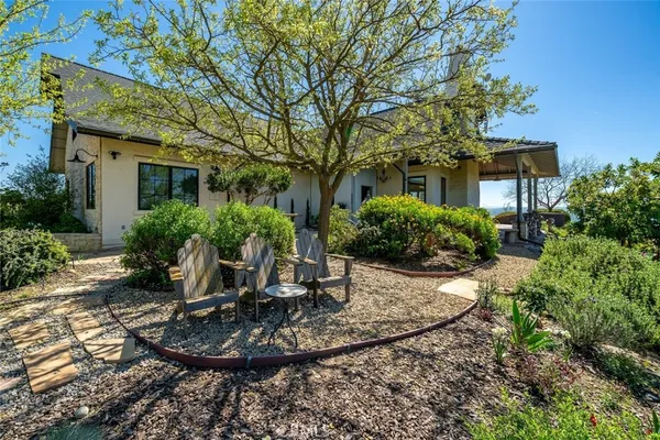 $1,850,000 | 5650 El Pharo Drive, Paso Robles, CA 93446