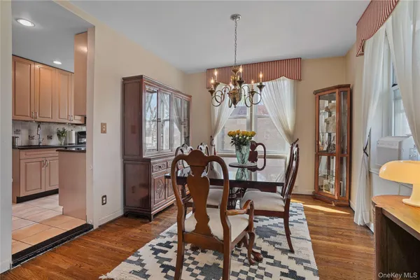 $395,000 | 101 Old Mamaroneck Road, Unit 2A7, White Plains, NY 10605