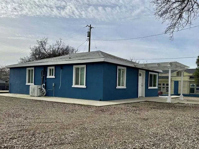 $290,000 | 1701 East Cypress Avenue, Redding, CA 96002