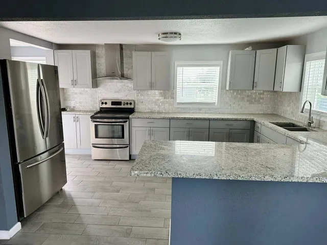 $290,000 | 1701 East Cypress Avenue, Redding, CA 96002