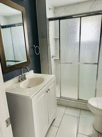 $290,000 | 1701 East Cypress Avenue, Redding, CA 96002