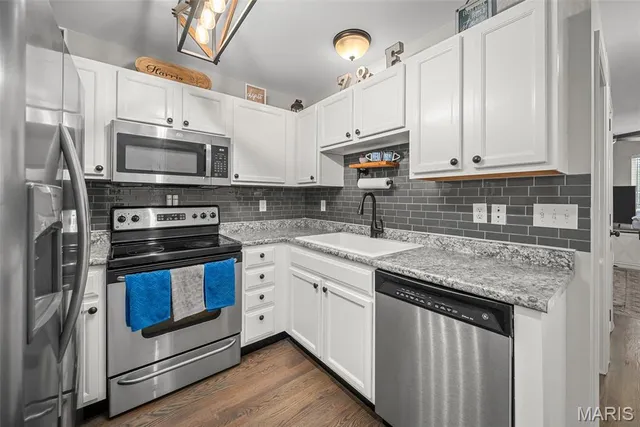 $239,900 | 7719 Boardwalk Tower Circle, O'Fallon, MO 63368