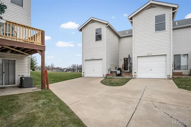 $239,900 | 7719 Boardwalk Tower Circle, O'Fallon, MO 63368