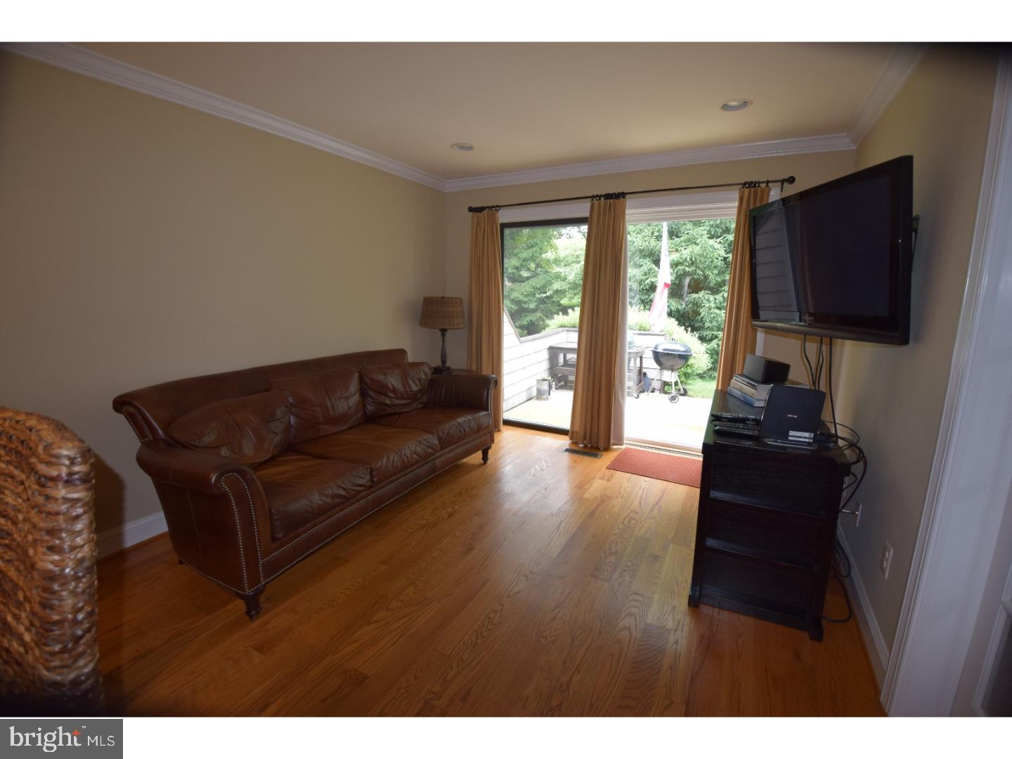 14 Wellfleet Lane Wayne, PA 19087 - Photo 10 of 25 Family Room