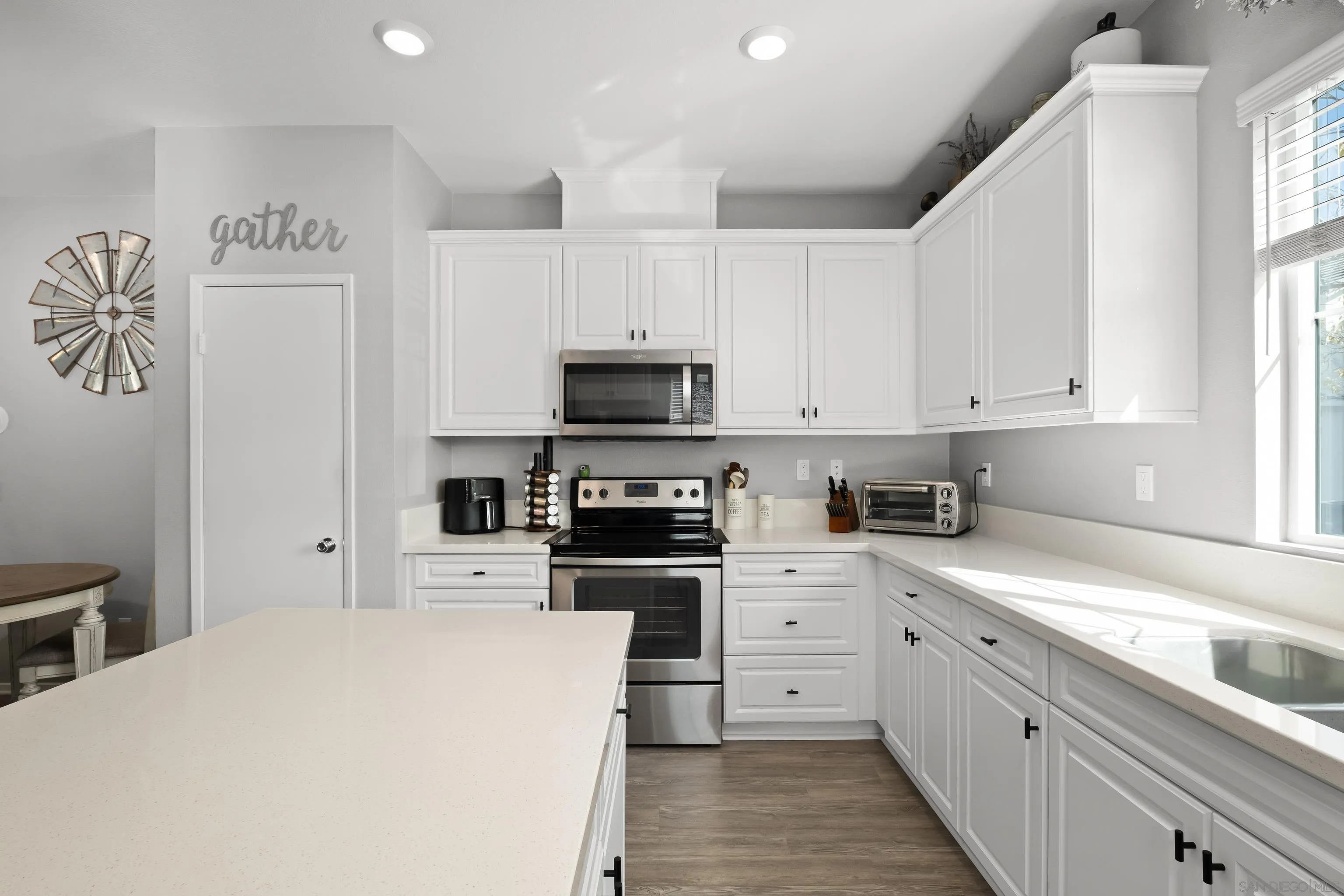 13650 Gray Hawk Way Valley Center, CA 92082 - Photo 7 of 33 Gallery Image 7