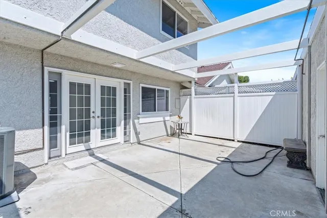 $1,149,888 | 4 Wintergreen, Unit 4, Irvine, CA 92604