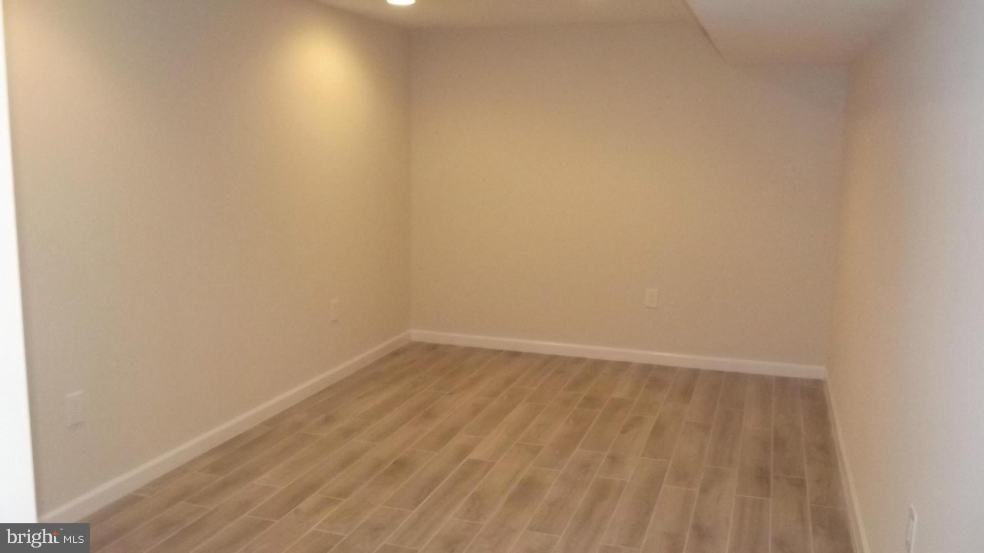 5213 Whitfield Chapel Road Lanham, MD 20706 - Photo 13 of 19 Interior (General)