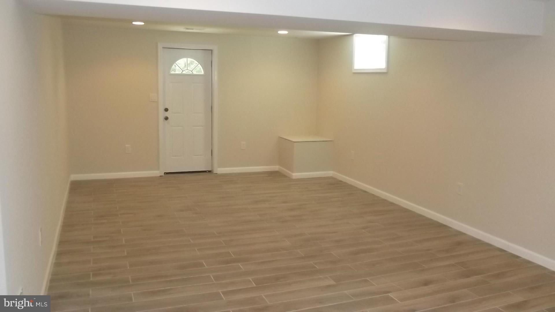 5213 Whitfield Chapel Road Lanham, MD 20706 - Photo 15 of 19 Family Room