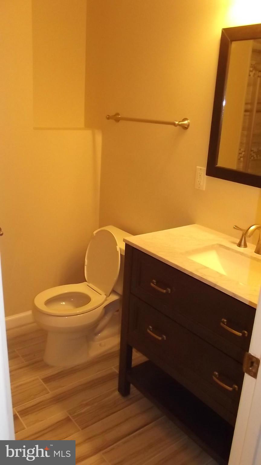 5213 Whitfield Chapel Road Lanham, MD 20706 - Photo 6 of 19 Bath 1