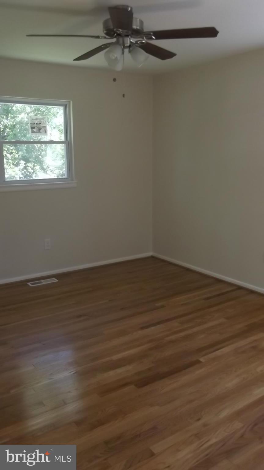 5213 Whitfield Chapel Road Lanham, MD 20706 - Photo 9 of 19 Bedroom