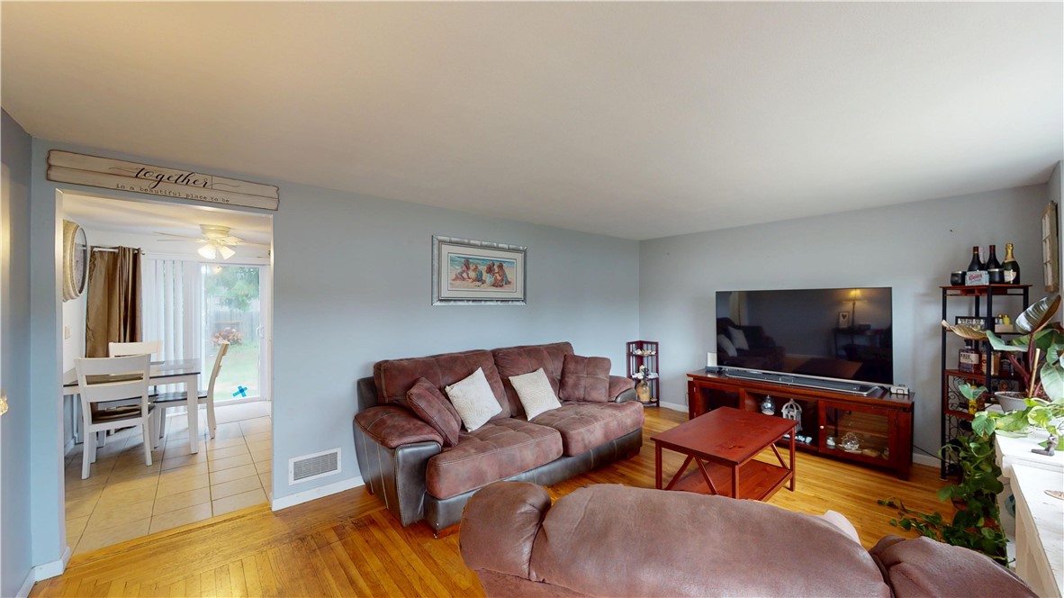 27 Amherst Road Warwick, RI 02889 - Photo 23 of 43