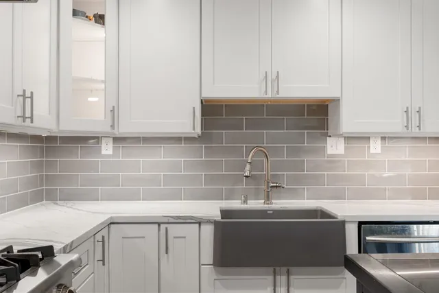 $575,000 | 260 Flower Drive, Folsom, CA 95630