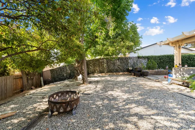 $575,000 | 260 Flower Drive, Folsom, CA 95630