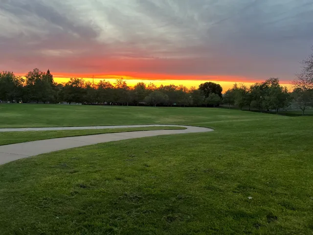 $575,000 | 260 Flower Drive, Folsom, CA 95630