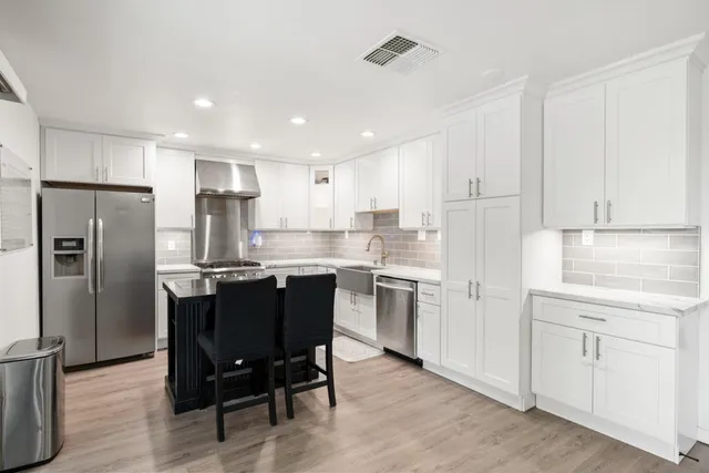 $575,000 | 260 Flower Drive, Folsom, CA 95630