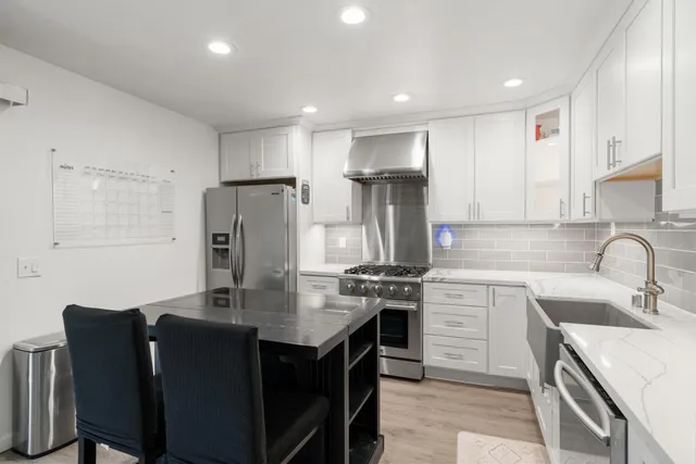 $575,000 | 260 Flower Drive, Folsom, CA 95630