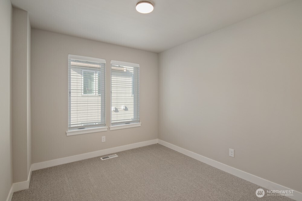 6611 South 128th Street Seattle, WA 98178 - Photo 16 of 20 an empty room with a window