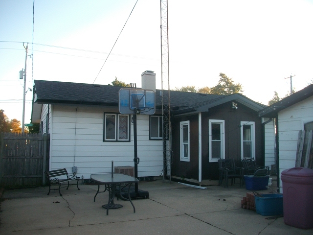 1726 85th Street Kenosha, WI 53143 - Photo 5 of 8 a view of a terrace