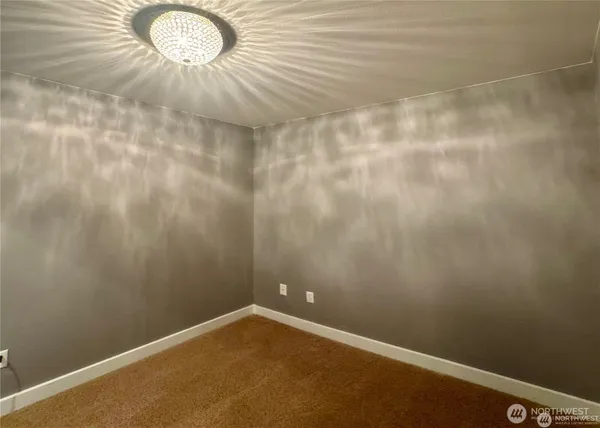 $299,900 | 2440 Western Avenue, Unit 602, Seattle, WA 98121