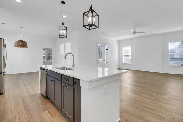 $2,900 | 502 Sound Drive, Summerville, SC 29486