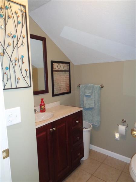41 Broad Street Transfer, PA 16154 - Photo 18 of 21
