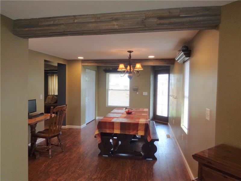 41 Broad Street Transfer, PA 16154 - Photo 4 of 21