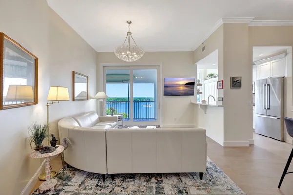 $785,000 | 5799 Northeast Island Cove Way, Unit 1406, Stuart, FL 34996
