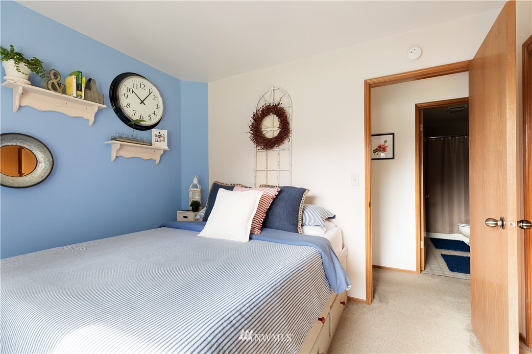 1943 West Beach Road Oak Harbor, WA 98277 - Photo 28 of 39 Gallery Image 28