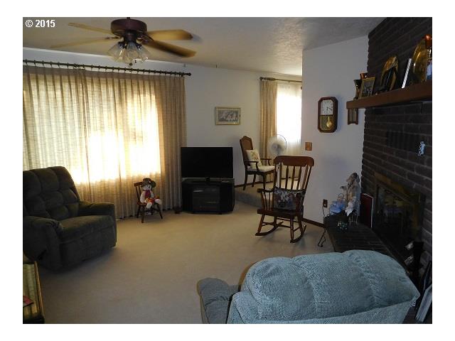 20631 South Ferguson Road Oregon City, OR 97045 - Photo 3 of 6