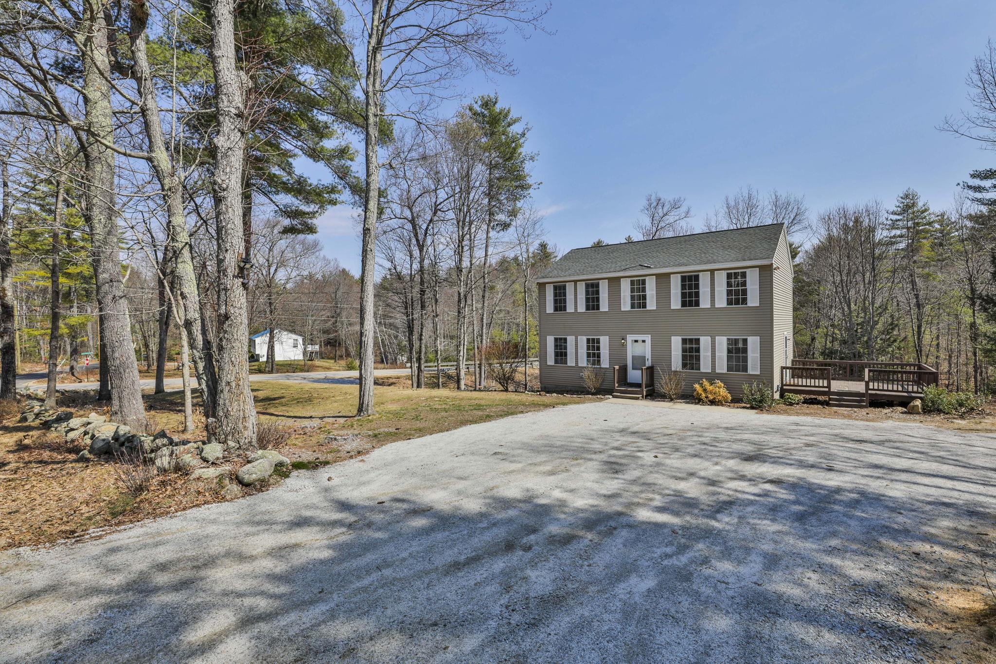 229 Bee Hole Road Loudon, NH 03307 - Photo 4 of 47