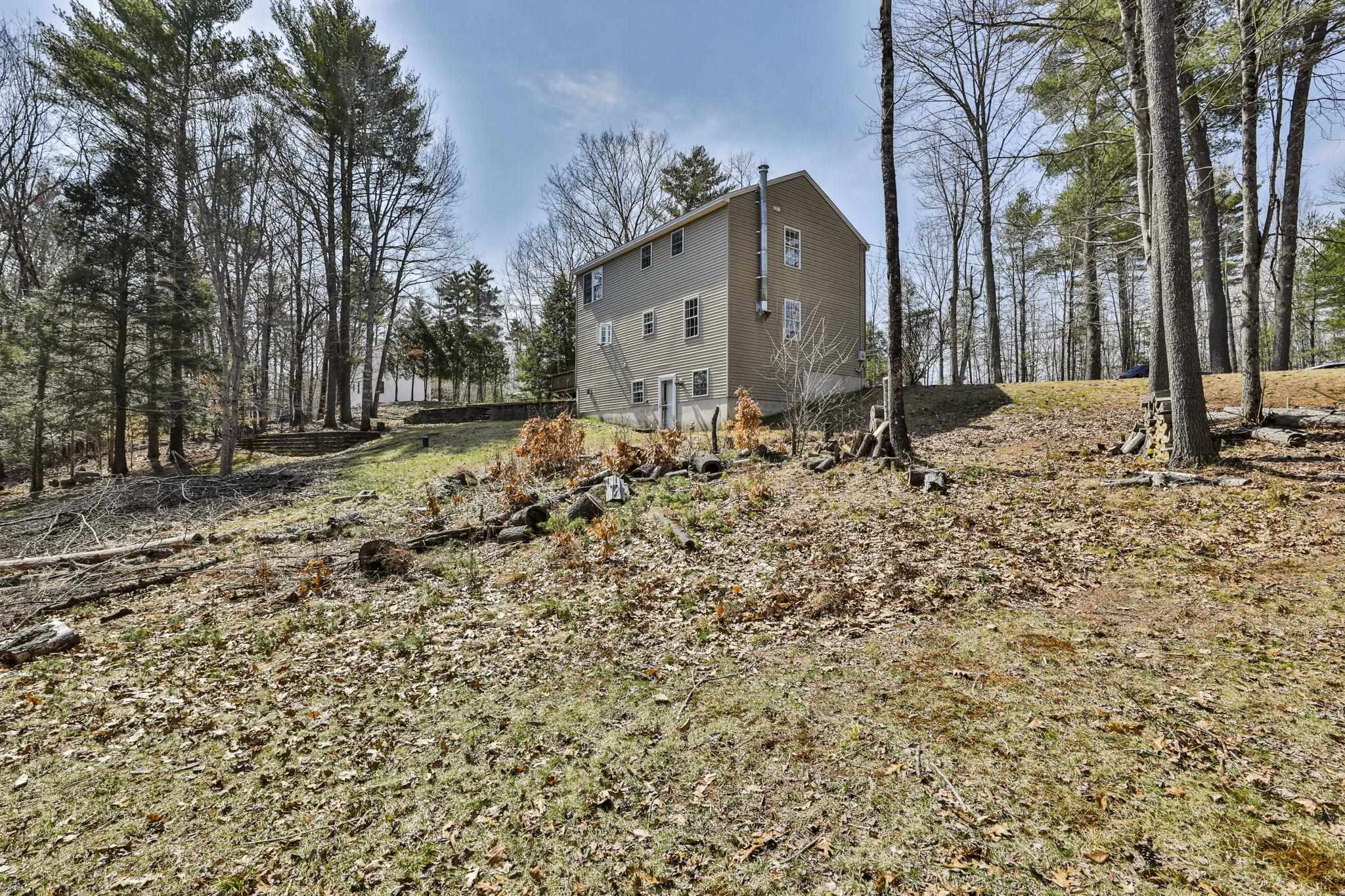 229 Bee Hole Road Loudon, NH 03307 - Photo 9 of 47