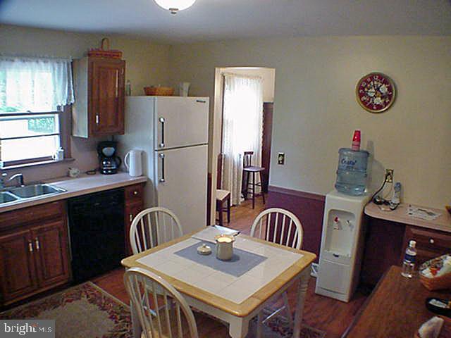 1952 Split Rock Road Lancaster, PA 17601 - Photo 5 of 13 Gallery Image 5
