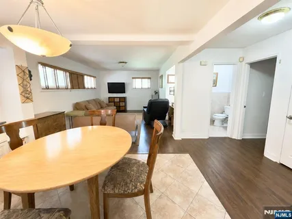 $1,195,000 | 72 Foster Road, Tenafly, NJ 07670