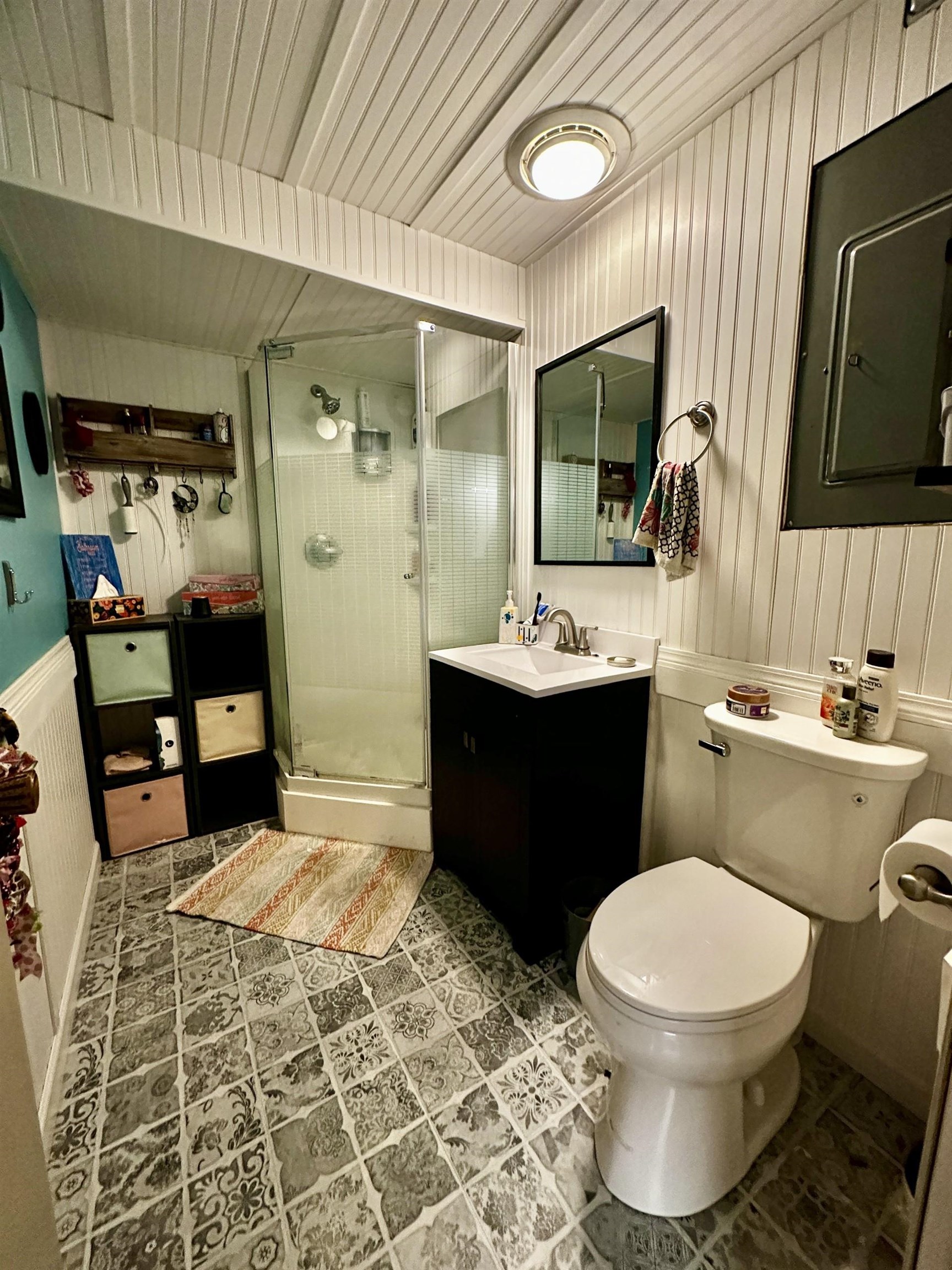 919 3rd Avenue Fulton, IL 61252 - Photo 9 of 24 a bathroom with a sink toilet and shower