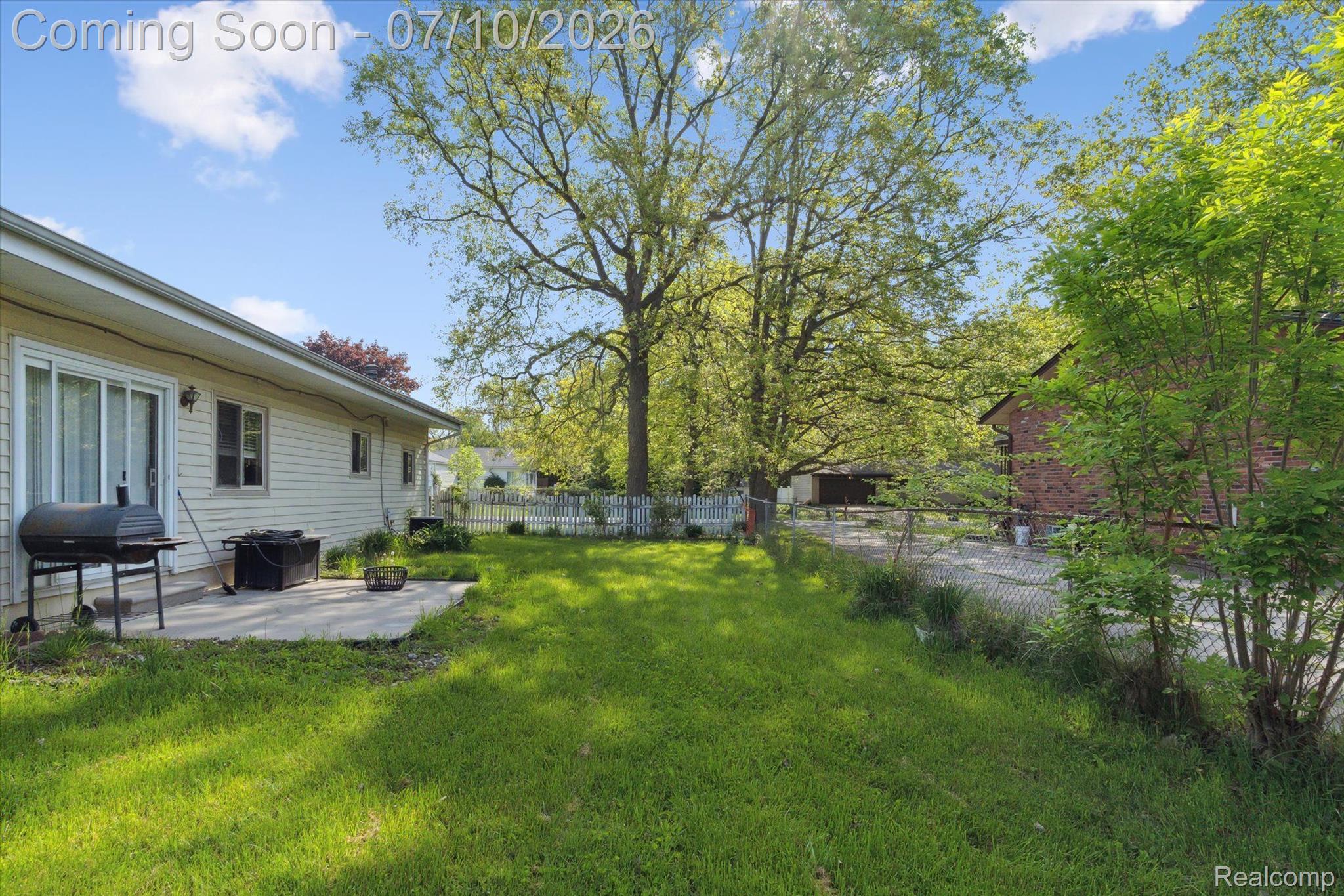 500 Trombley Road Troy, MI 48083 - Photo 31 of 32