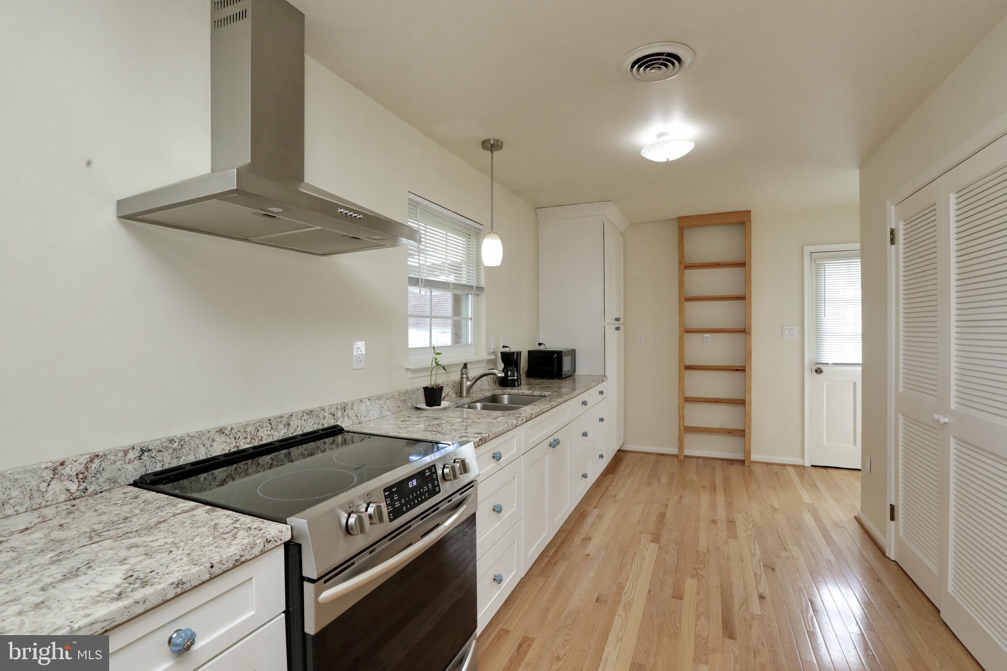 7050 Bridgeview Place Benedict, MD 20612 - Photo 2 of 20