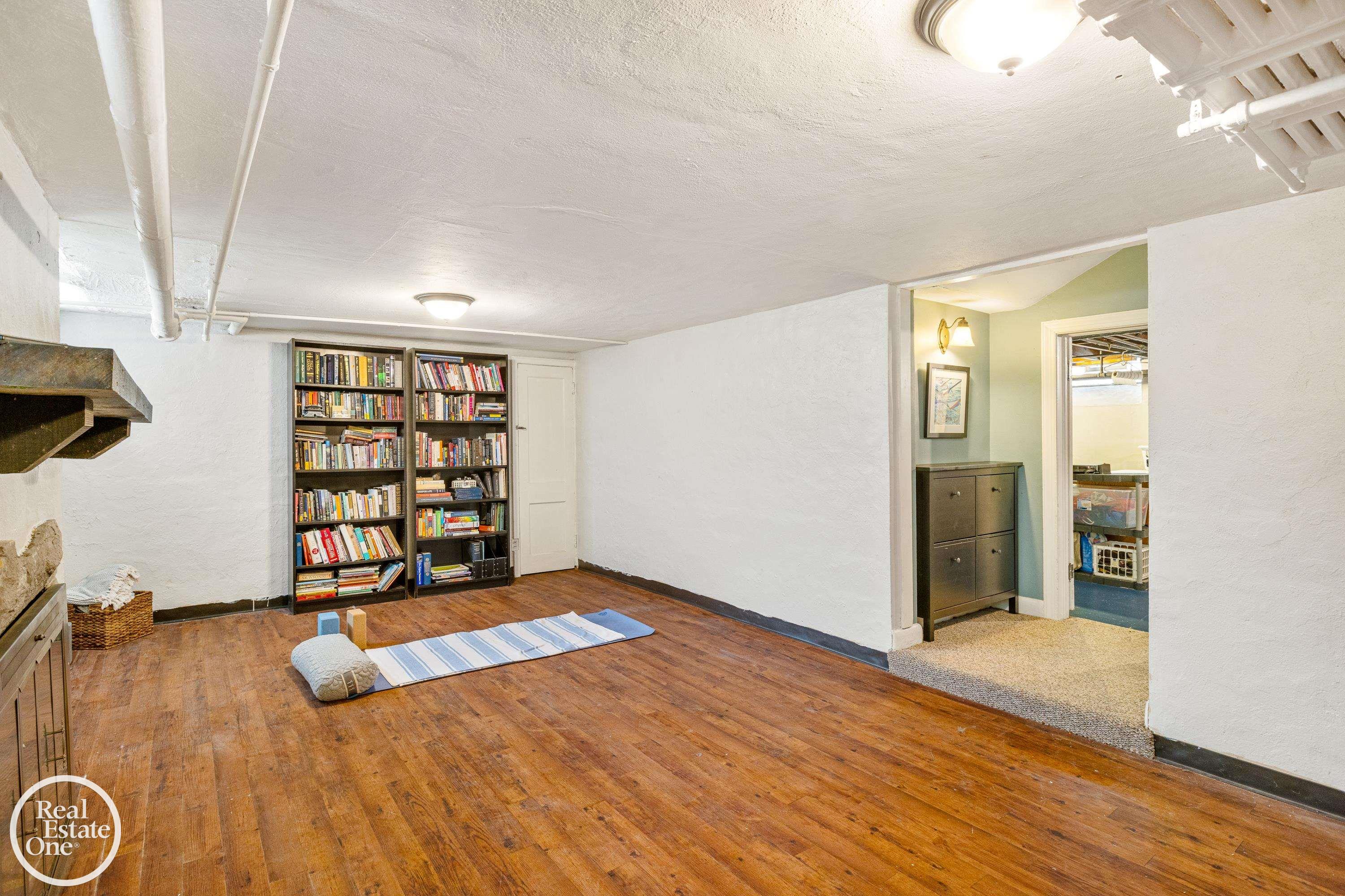 287 McMillan Road Grosse Pointe, MI 48236 - Photo 44 of 57 50145562-2b39741e-6522-4e4d-aa6c-5e9aa5fad6a5.JPG