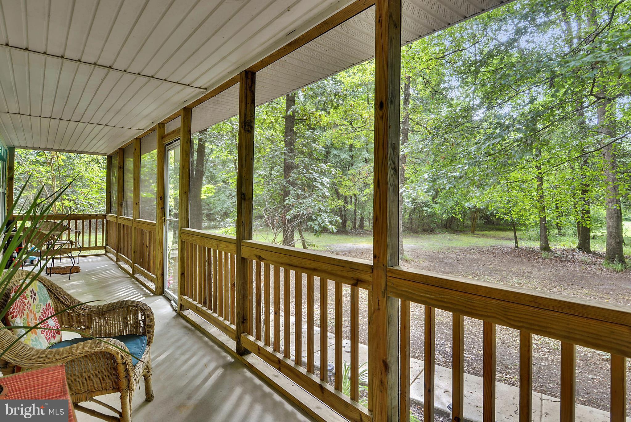 24882 Riverview Way Ridgely, MD 21660 - Photo 3 of 30 Screened Front Porch