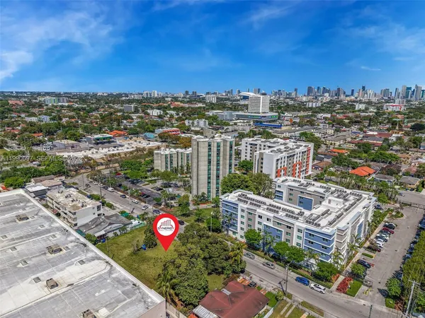 $1,680,000 | 1000 Southwest 30th Avenue, Miami, FL 33135