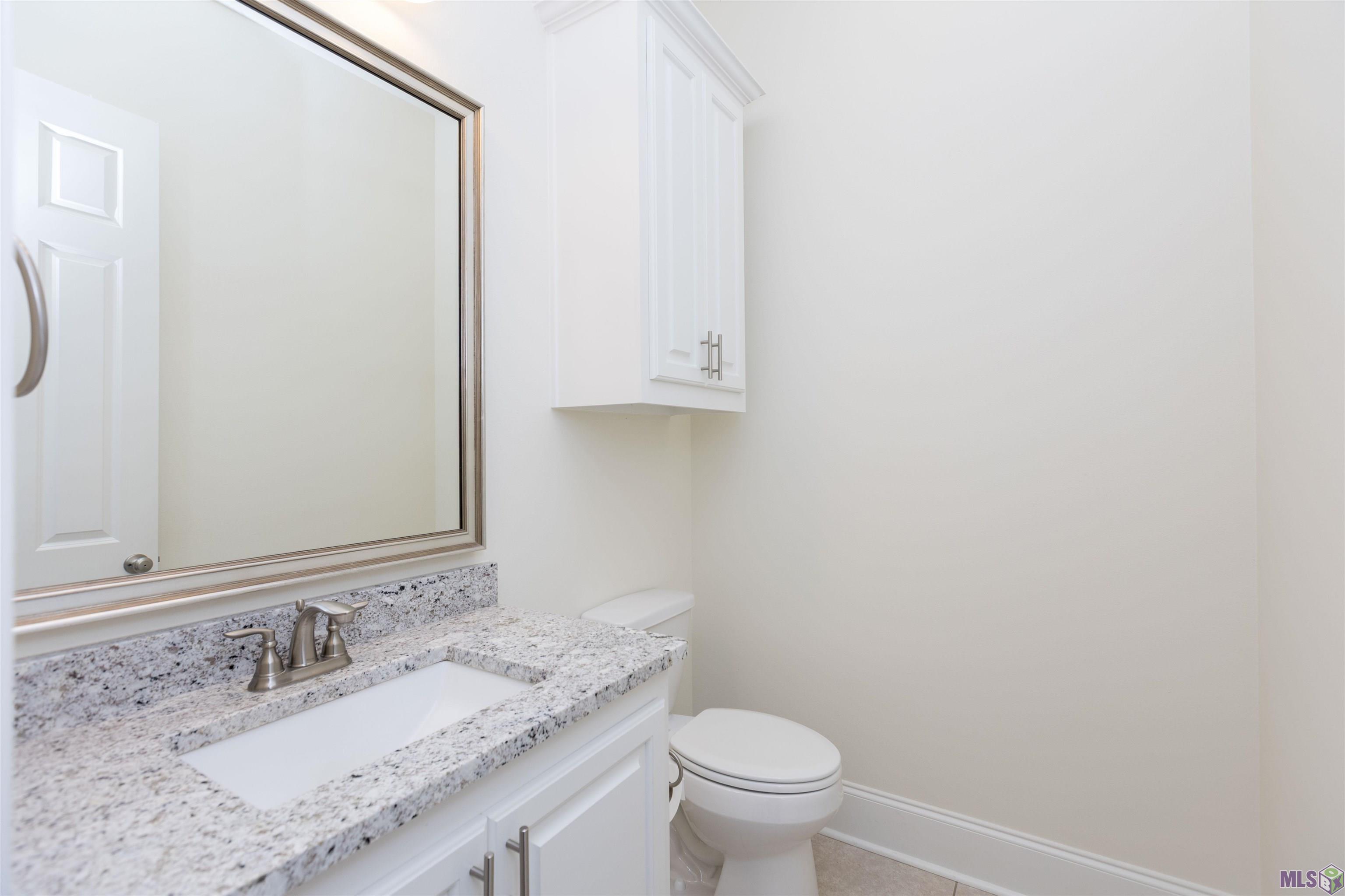 5118 Cheneau Lane Baton Rouge, LA 70808 - Photo 24 of 43 Powder Room