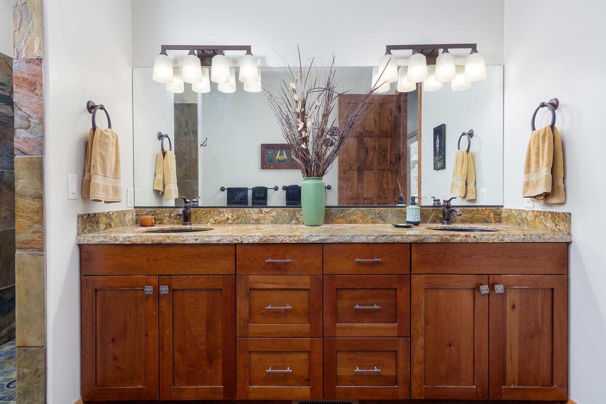 2907 Zuni Circle Springdale, UT 84767 - Photo 45 of 99 "Protected Views. End-of-Cul-de-Sac Privacy. Minutes from Zion NP."