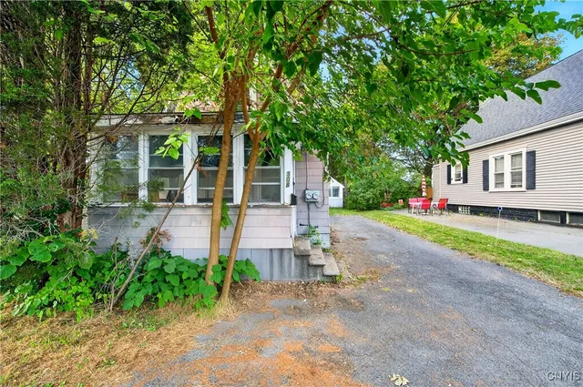 $189,000 | 308 Nelson Avenue, De Witt, NY 13057