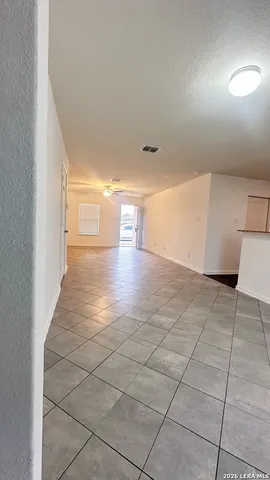 $1,600 | 15230 Walcott, Von Ormy, TX 78073