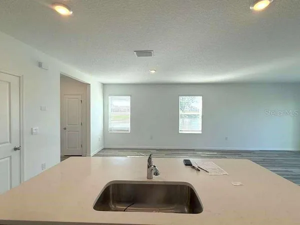 $3,200 | 32893 Osprey Peak Way, San Antonio, FL 33576