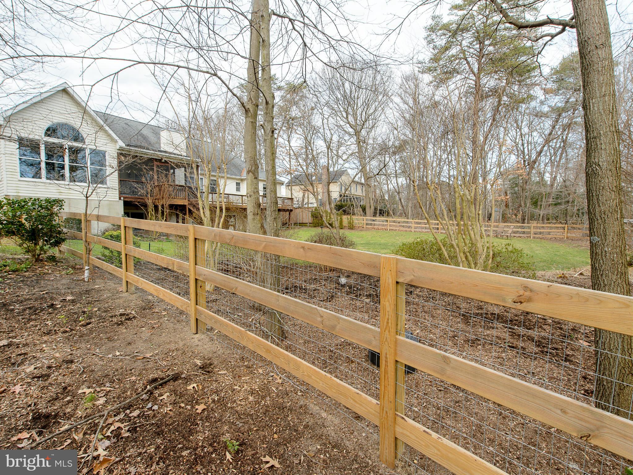 7735 Water Oak Point Road Pasadena, MD 21122 - Photo 27 of 30 Exterior (Rear)