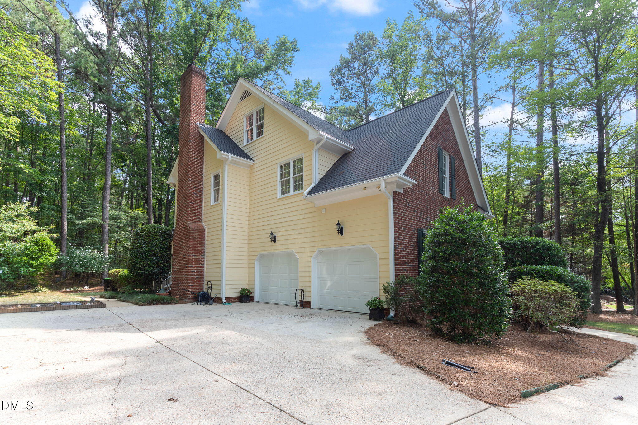909 Oak Creek Road Raleigh, NC 27615 - Photo 2 of 61 2-web-or-mls-IMG_4455RE