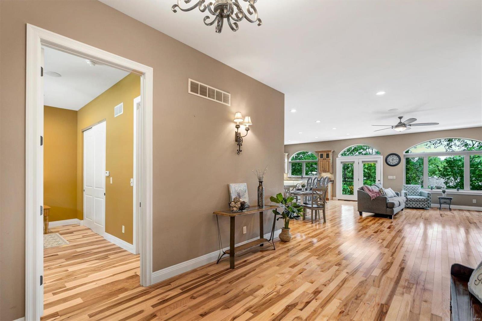 234 Nancy Place Ballwin, MO 63021 - Photo 16 of 51