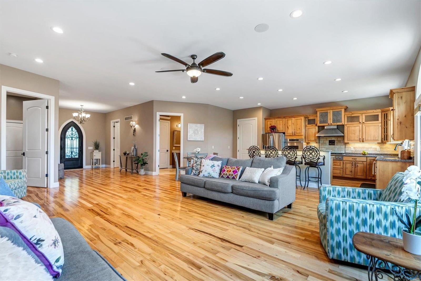 234 Nancy Place Ballwin, MO 63021 - Photo 5 of 51