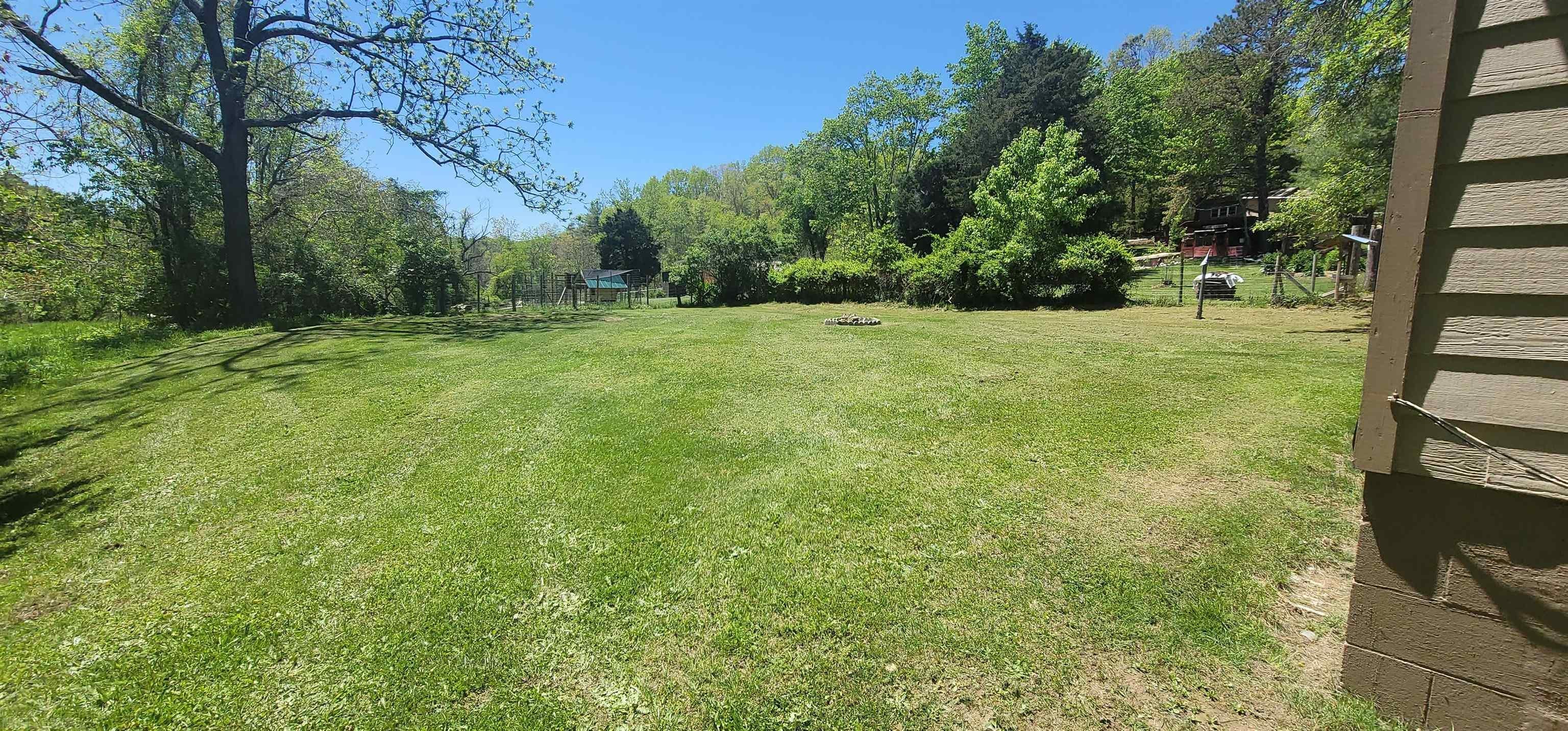 4319 Brookmont Road Pulaski, VA 24301 - Photo 4 of 23 Gallery Image 4