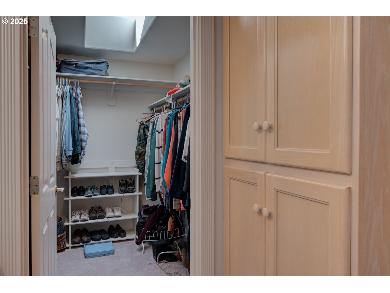 87630 Woodmere East Florence, OR 97439 - Photo 15 of 25 a view of walk in closet with clothes and shoes
